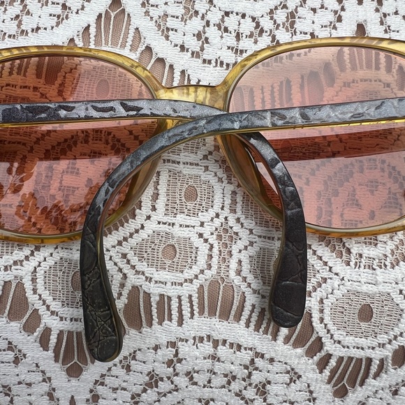 VINTAGE CHRISTIAN DIOR OVERSIZED EYEGLASS FRAMES - Picture 10 of 16